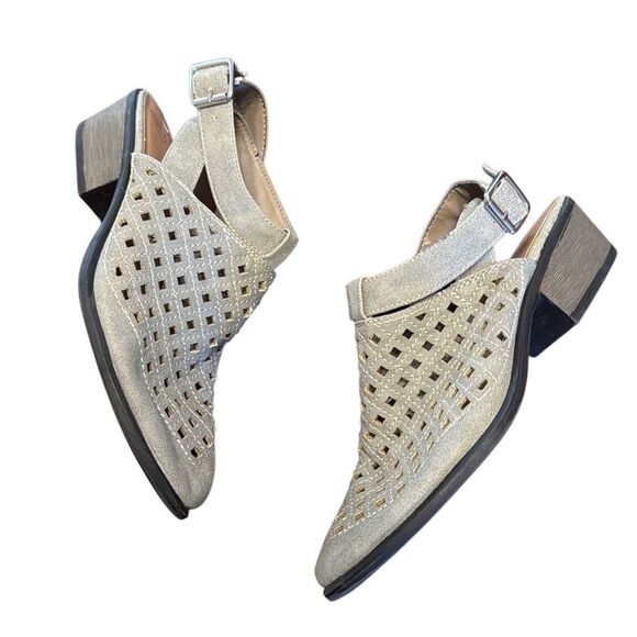 Bamboo Grey Faux Suede Ankle Buckle Heeled Mules Women’s US 8 - Picture 1 of 10